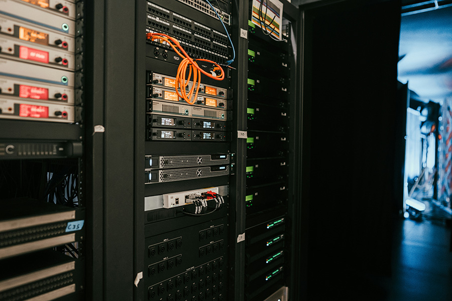 Hosting Server